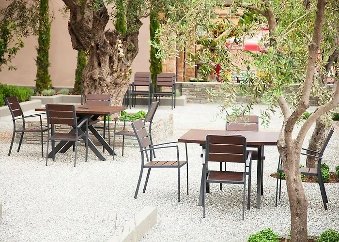 Ayia Marina * Ουρανούπολη
