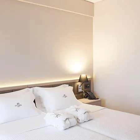 Apartament Ayia Marina *