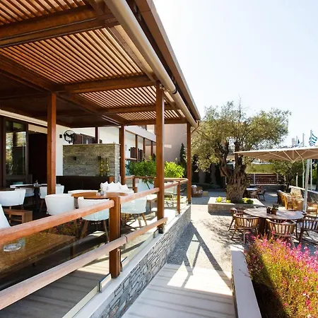 公寓 艾伊亚码头套房酒店 *