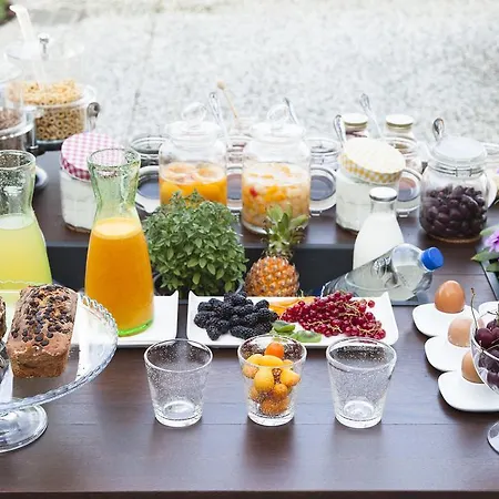 公寓 艾伊亚码头套房酒店 *